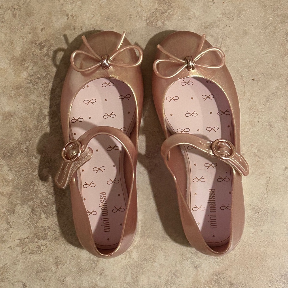 Mini Melissa size 11 - Picture 1 of 1